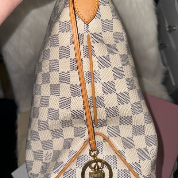 SOLD Louis Vuitton Delightful MM - Picture 5 of 16